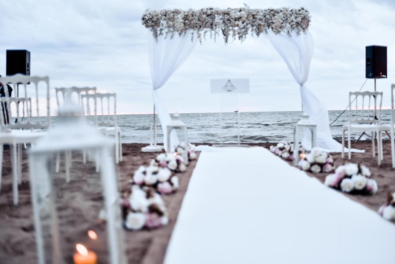 Grand Blue Fafa Resort & Spa Kryemëdhej Esterno foto